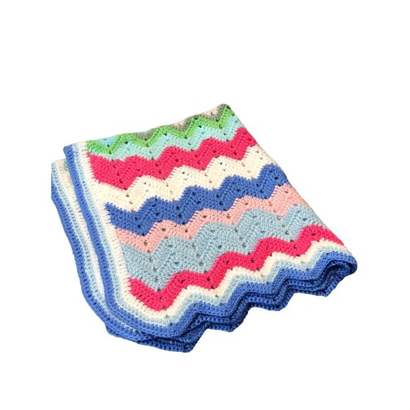 Handmade Multicolor Chevron Crochet Blanket Baby Sofa Throw Lap - Picture 1 of 5